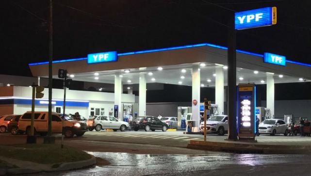 BBD5B874-A5BC-4083-B2D2-9E8B451BC3B5