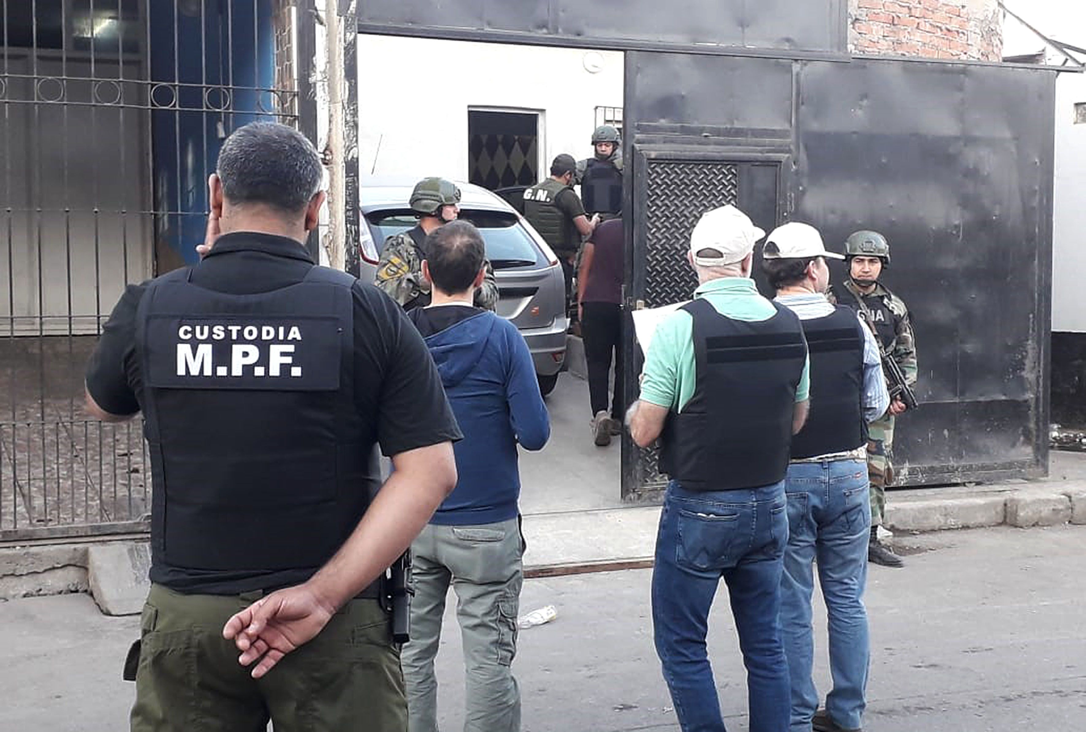 MEGAOPERATIVO SAN CAYETANO1