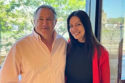 pablo-de-la-torre-y-sandra-5AK3TMOIUZCNFCMNNGWMBLHTZE