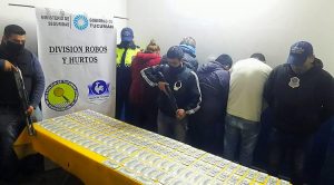 policiabotinrompevidrios